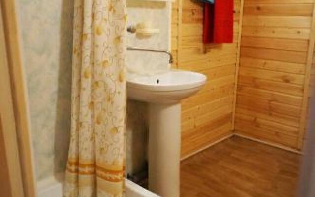 Guest house Ustujanin & pomor