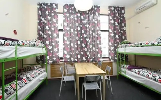 Hostel Nomads GH