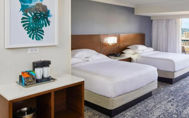 Hilton Hawaiian Village Waikiki Beach Resort