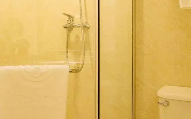 Rongcheng Holiday Hotel