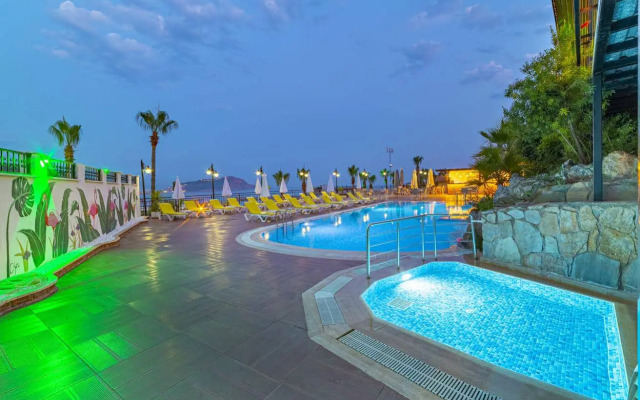 Illusion Beach Club Hotel +16 Only Adult