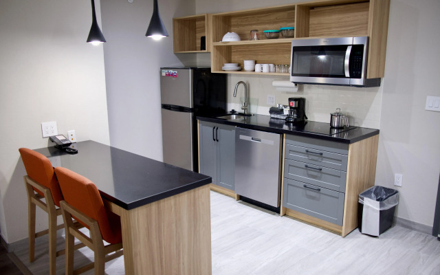 Candlewood Suites Harrisonburg by IHG
