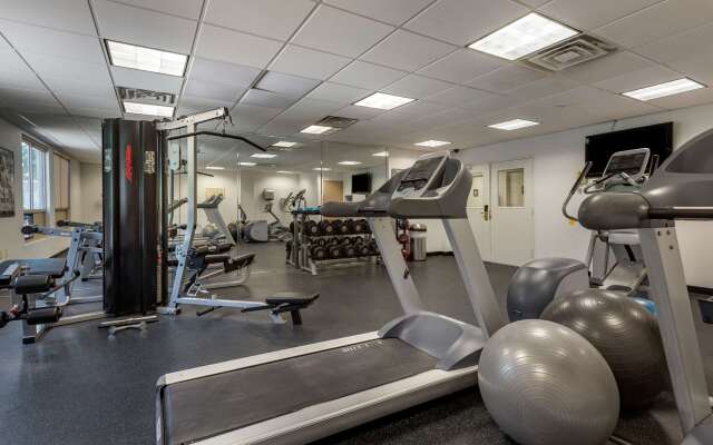 MainStay Suites