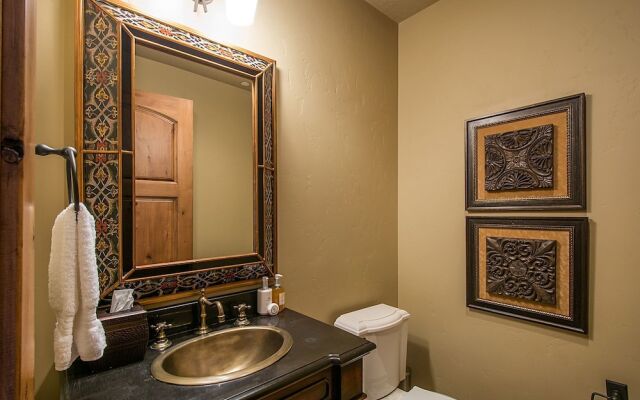 Blacktail Lodge - Five Bedroom Home