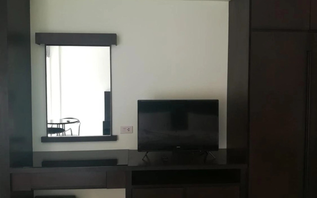 Orm Thong Apartment - SHA Plus