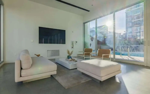 @ Marbella Lane - Luxury Beachside 2BR