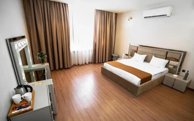 Yarmouk International Hotel