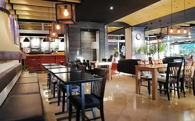 Royal View Hotel And Spa