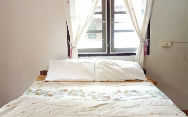 Wangnamkam Riverside Resort