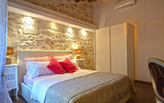 Elegant Rovinj Old Town Apartment