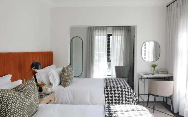 Oak Village B&B