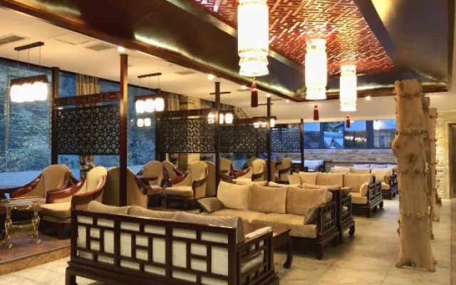 Hailuogou Mulin Sencun Hotel