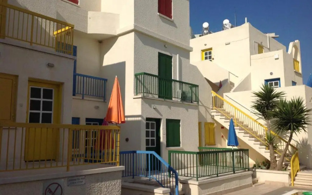 Sea 'n Lake View Hotel Apartments
