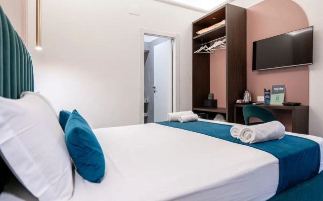 HOTIDAY Room Collection - Napoli Museo Suite