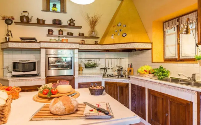 LA CASA DELL'ARTISTA 6, Emma Villas