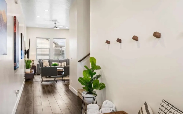 Red Cliffs Retreat Ocotillo #8 by RedAwning
