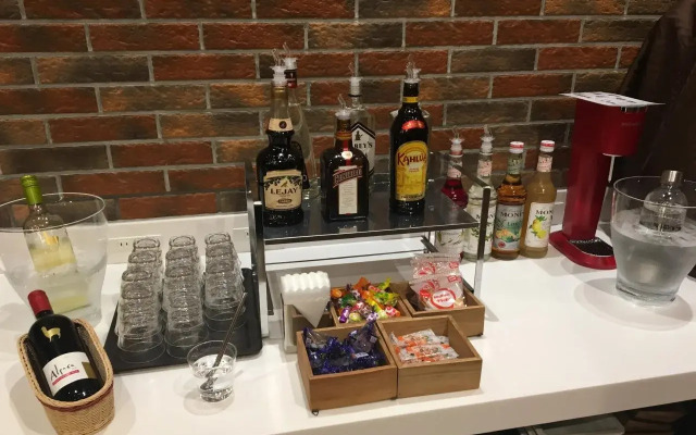 Garner Hotel Osaka Honmachi Midosuji by IHG