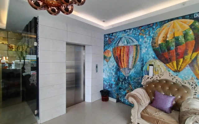 Hotel de Art Section 9