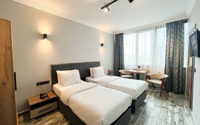 Tuzla Grand