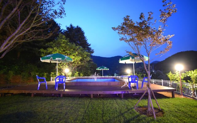 Yangpyeong Lodge House Pension (Pets Friendly)