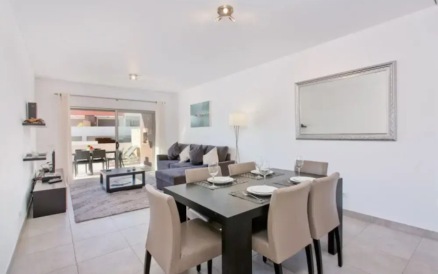 Albufeira Sunny Apartment 3 by Homing