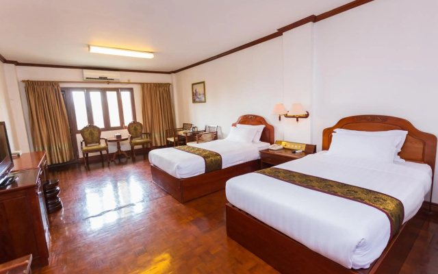 Mekong Hotel