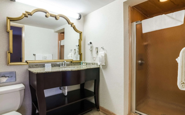 Quality Inn & Suites Winfield