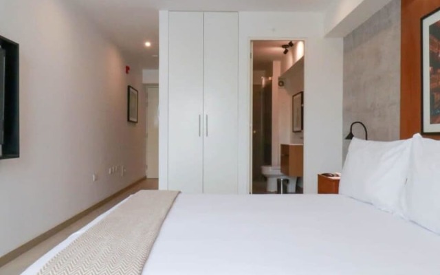 w Bright 1BR w AC in Barranco