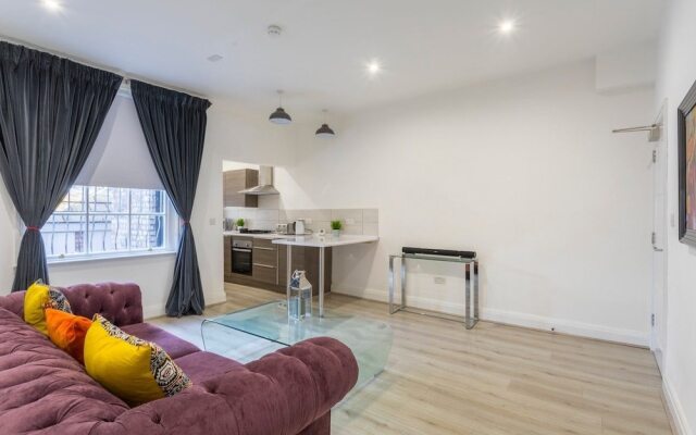 43 Knight Street Apartments