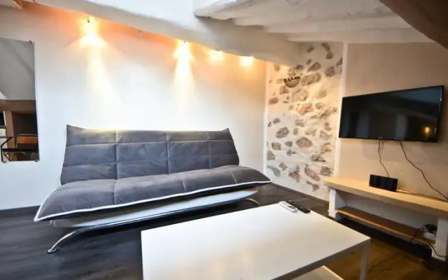 Locations Cannes Rue Chabaud