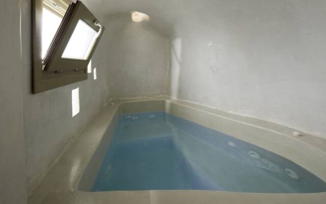 Rhenia's Suites