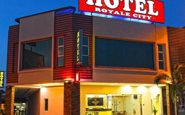 Royale City Hotel