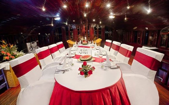 Huong Hai Junks Halong