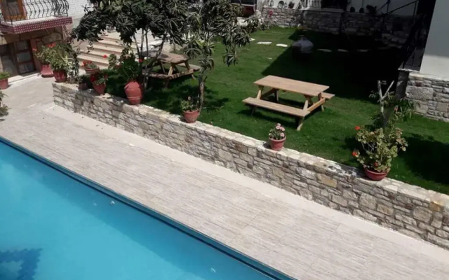 Sezgin Boutique