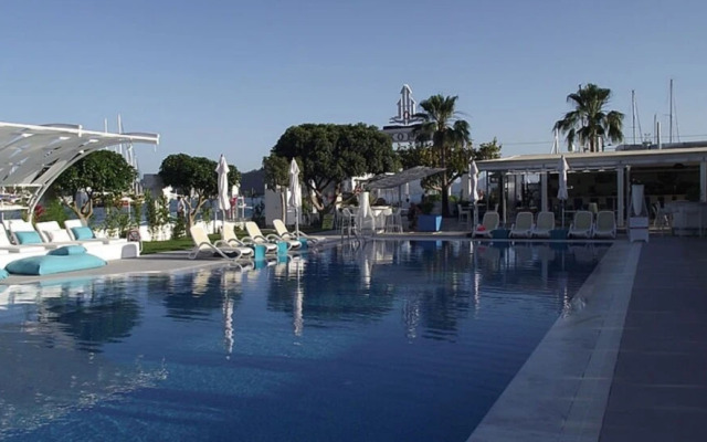 Sybelle Suites By Villa Safiya