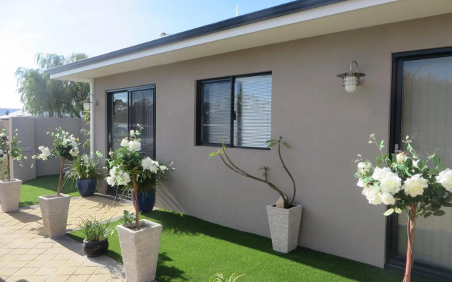 Yunderup Kannie Kottage