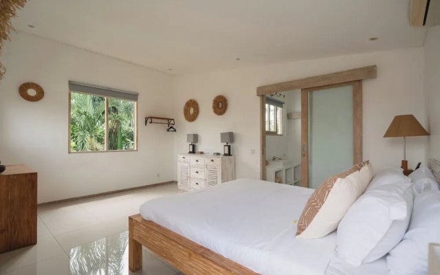 Villa Lestari 1 by Alfred in Bali – Guest Rooms – Kerobokan Kelod