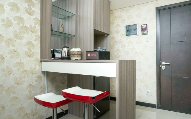Comfortable 1BR @ Sky Terrace Apartment in Strategic Area