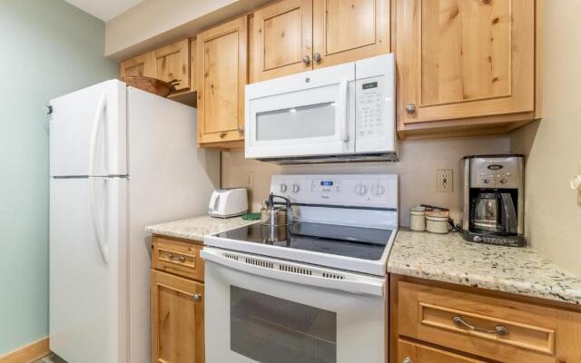 Plaza #1404 by Summit County Mountain Retreats