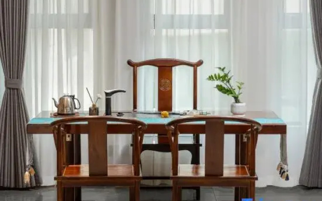 Hotels in Xudong
