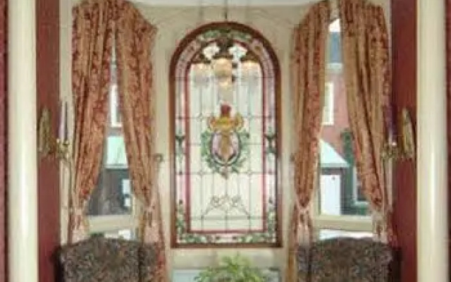 Waverley Inn