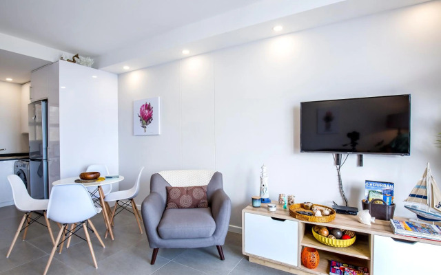 uSHAKA WATERFRONT - HARBOUR HEADING HIDEAWAY