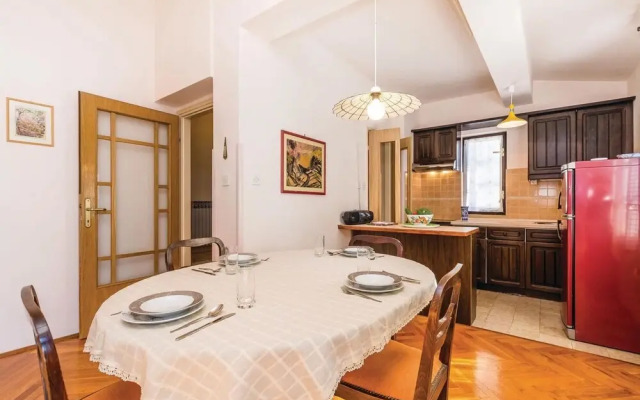 Amazing Home in Veprinac With Wifi and 3 Bedrooms