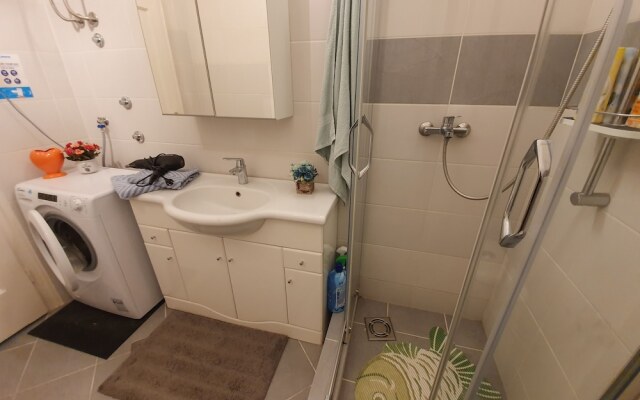 Srecko Centar Apartment