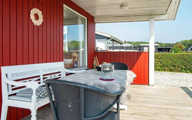 6 Person Holiday Home in Juelsminde