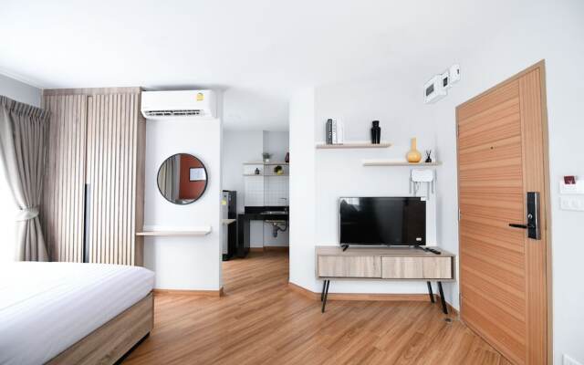 You Hotel