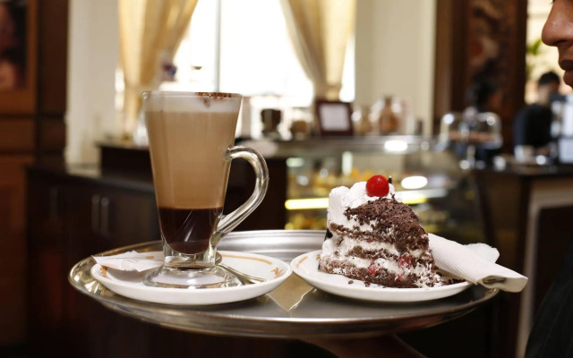 Royal Singi Hotel
