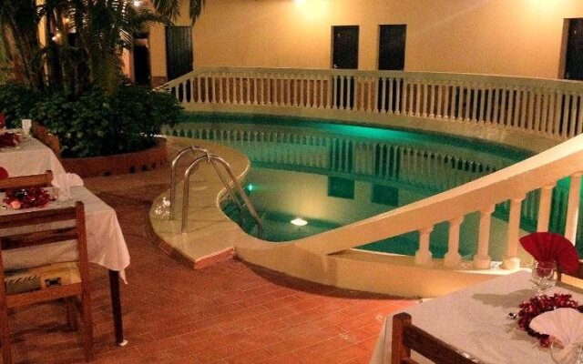Hotel Le Flamboyant