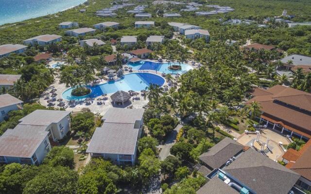 Melia Cayo Santa Maria