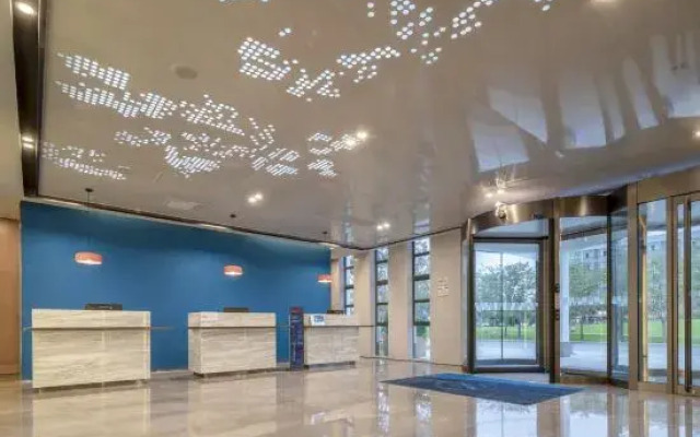 Holiday Inn Express (Pinghu Economic Development Zone)